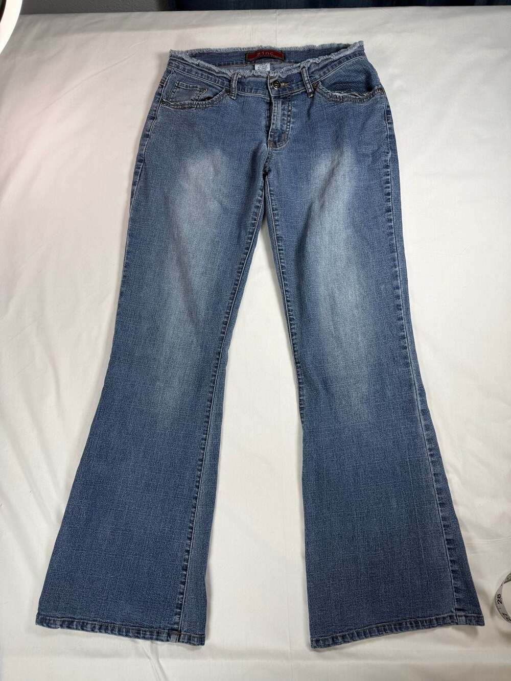Zinc Essential Element Bootcut Jeans Size 5 Blue Denim Distressed